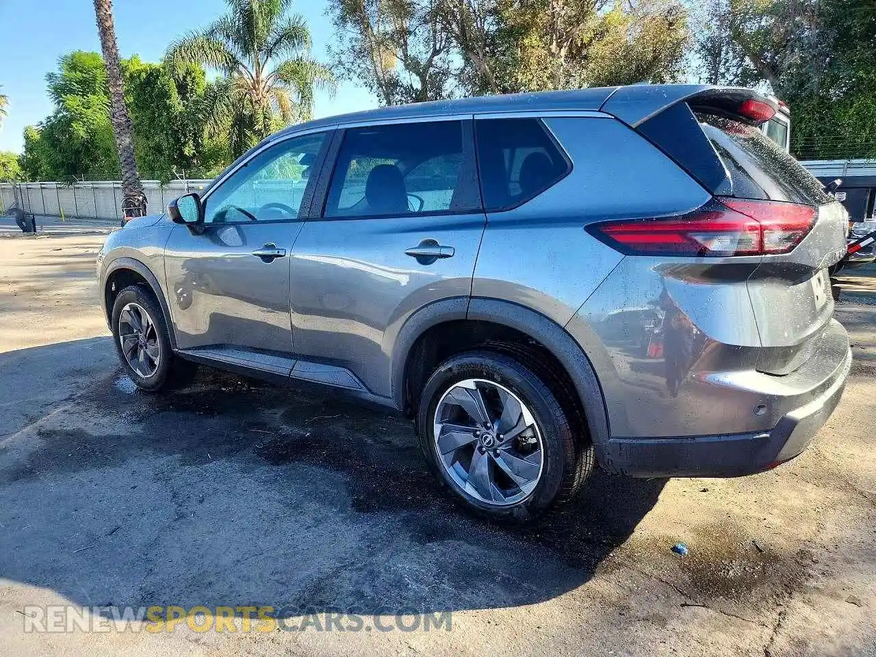 2 Photograph of a damaged car 5N1BT3BA3SC811201 NISSAN ROGUE 2025