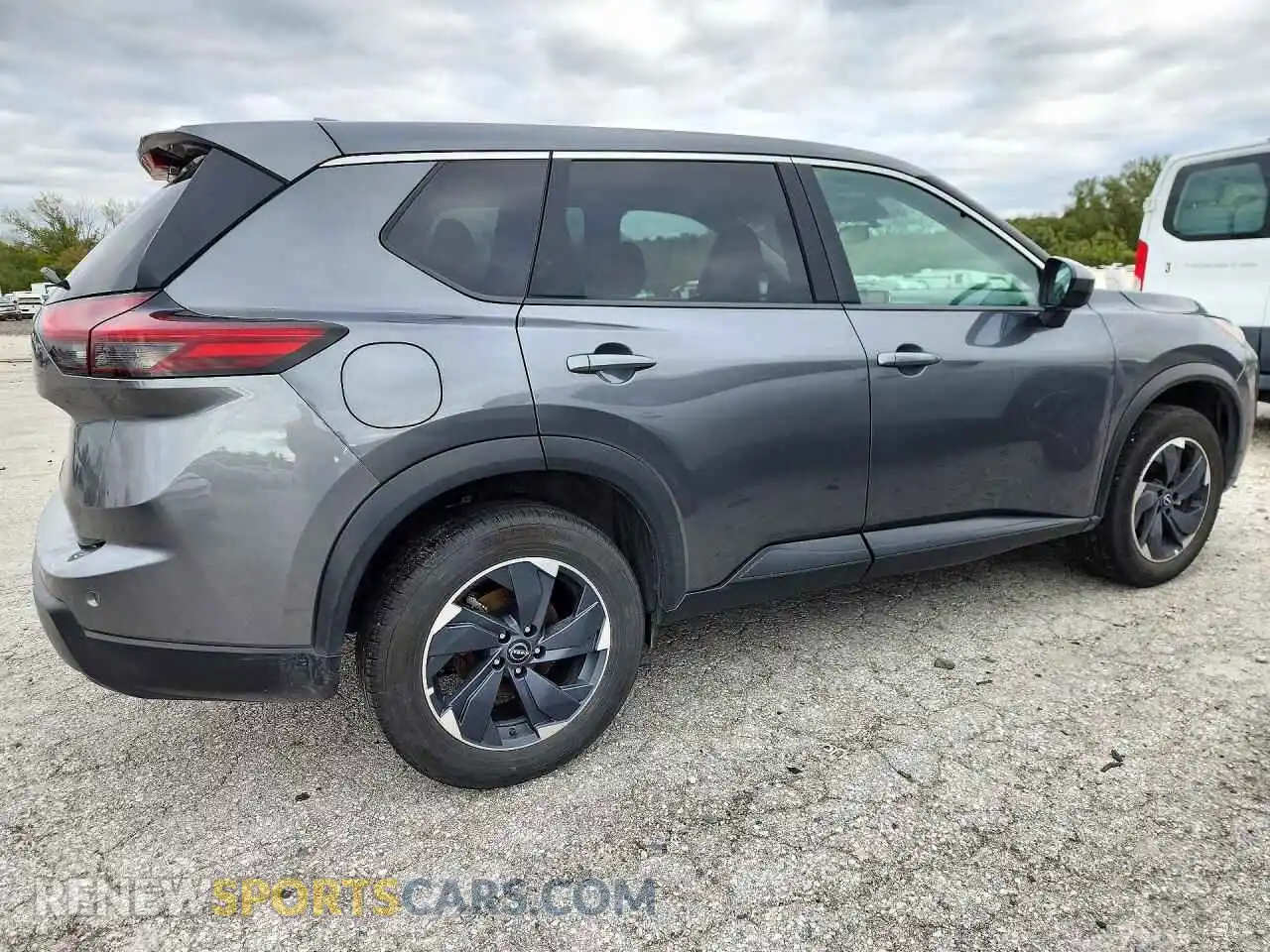 3 Photograph of a damaged car 5N1BT3BA5SC777004 NISSAN ROGUE 2025