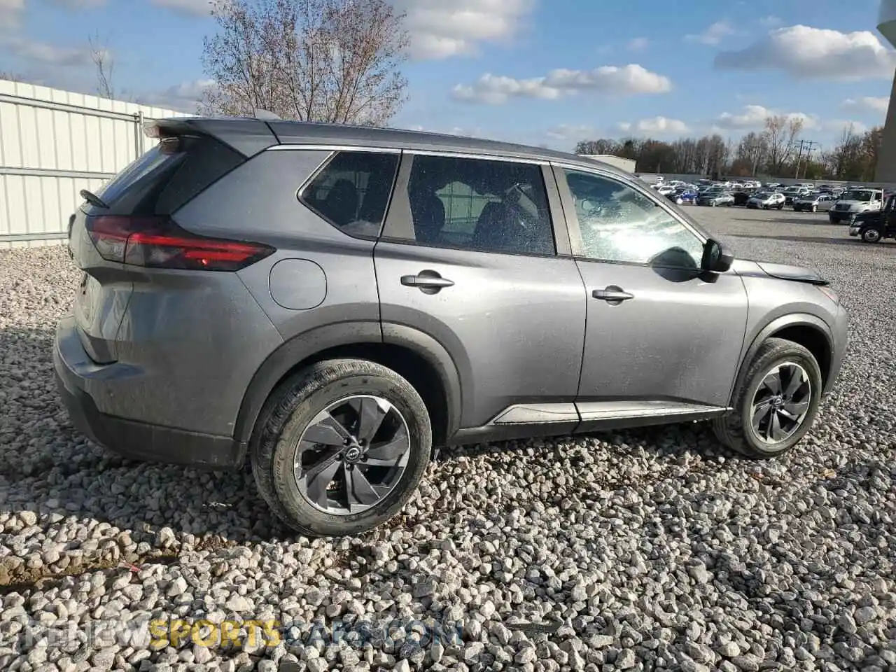 3 Photograph of a damaged car 5N1BT3BA5SC822233 NISSAN ROGUE 2025