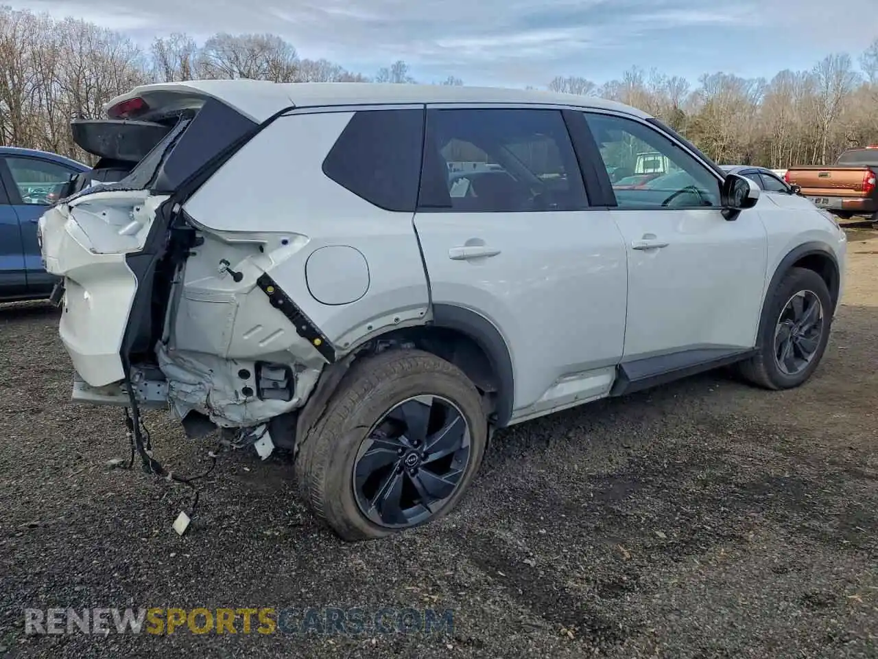 3 Photograph of a damaged car 5N1BT3BA6SC768831 NISSAN ROGUE 2025