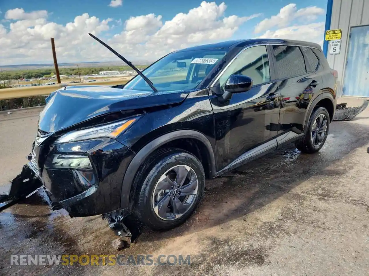 1 Фотография поврежденного автомобиля 5N1BT3BA6SC825156 NISSAN ROGUE 2025