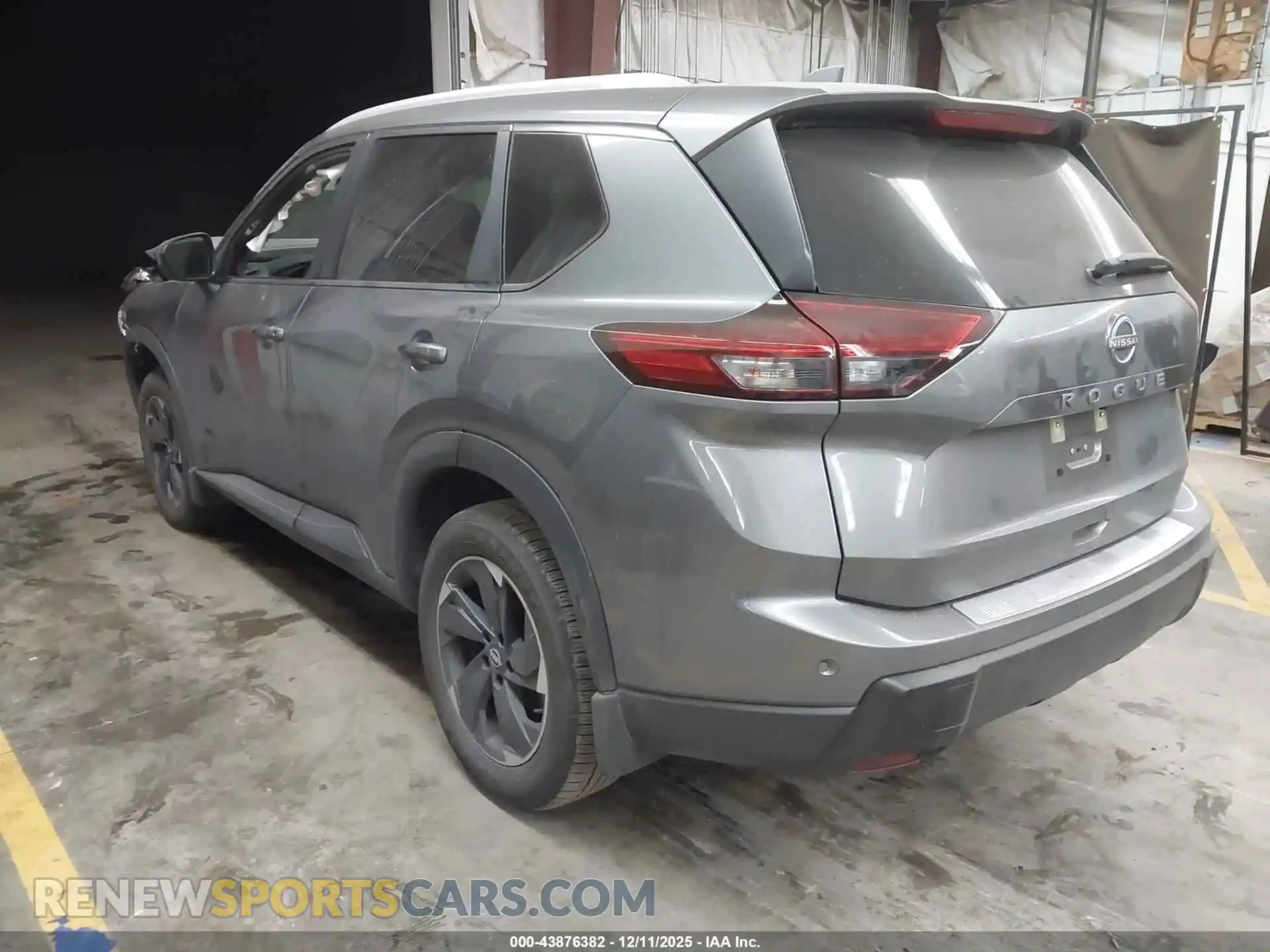 3 Фотография поврежденного автомобиля JN8BT3BA6SW346470 NISSAN ROGUE 2025