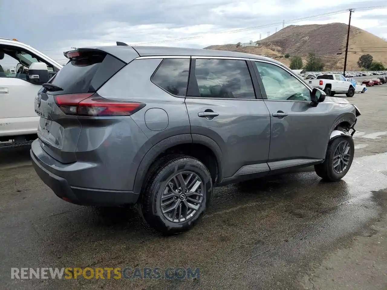 3 Фотография поврежденного автомобиля 5N1BT3BA0TC775792 NISSAN ROGUE 2026