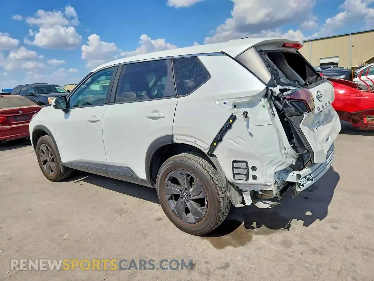 2 Фотография поврежденного автомобиля 5N1BT3BA7TC810232 NISSAN ROGUE 2026