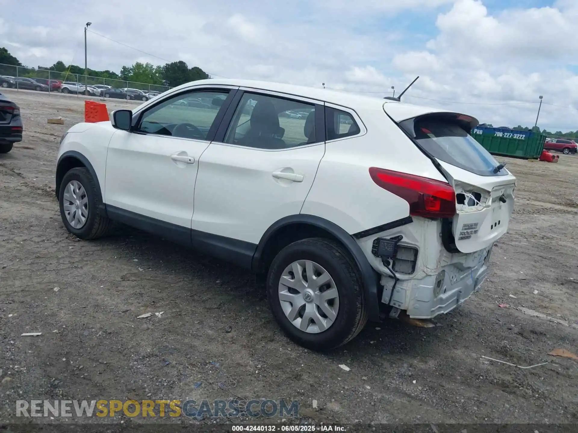 3 Фотография поврежденного автомобиля JN1BJ1CP5KW239647 NISSAN ROGUE SPORT 2019