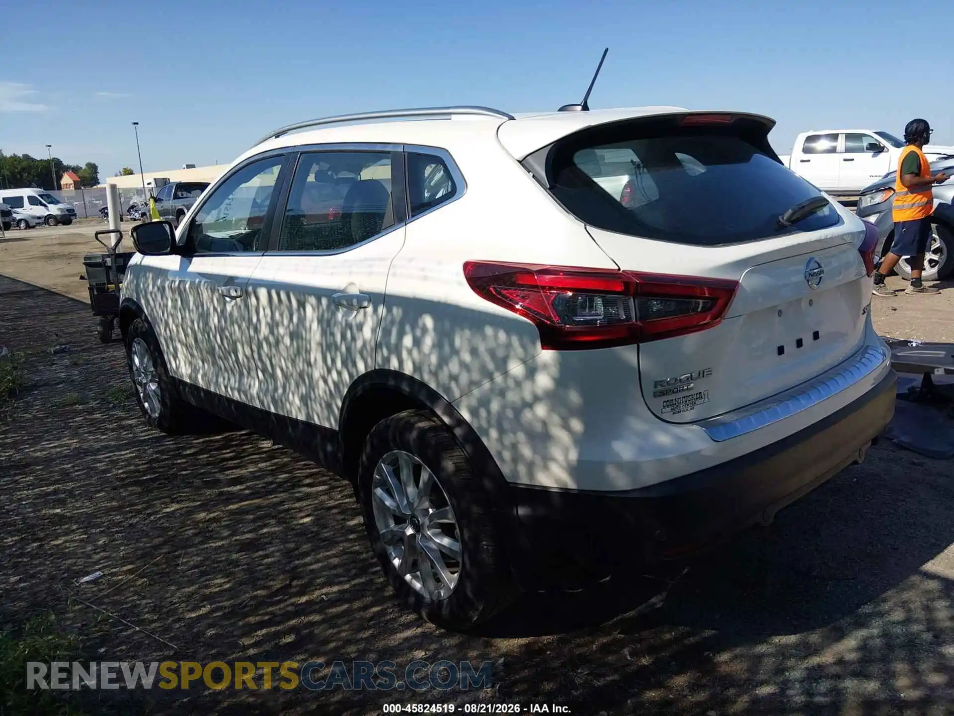 3 Photograph of a damaged car JN1BJ1BW3NW483049 NISSAN ROGUE SPORT 2022