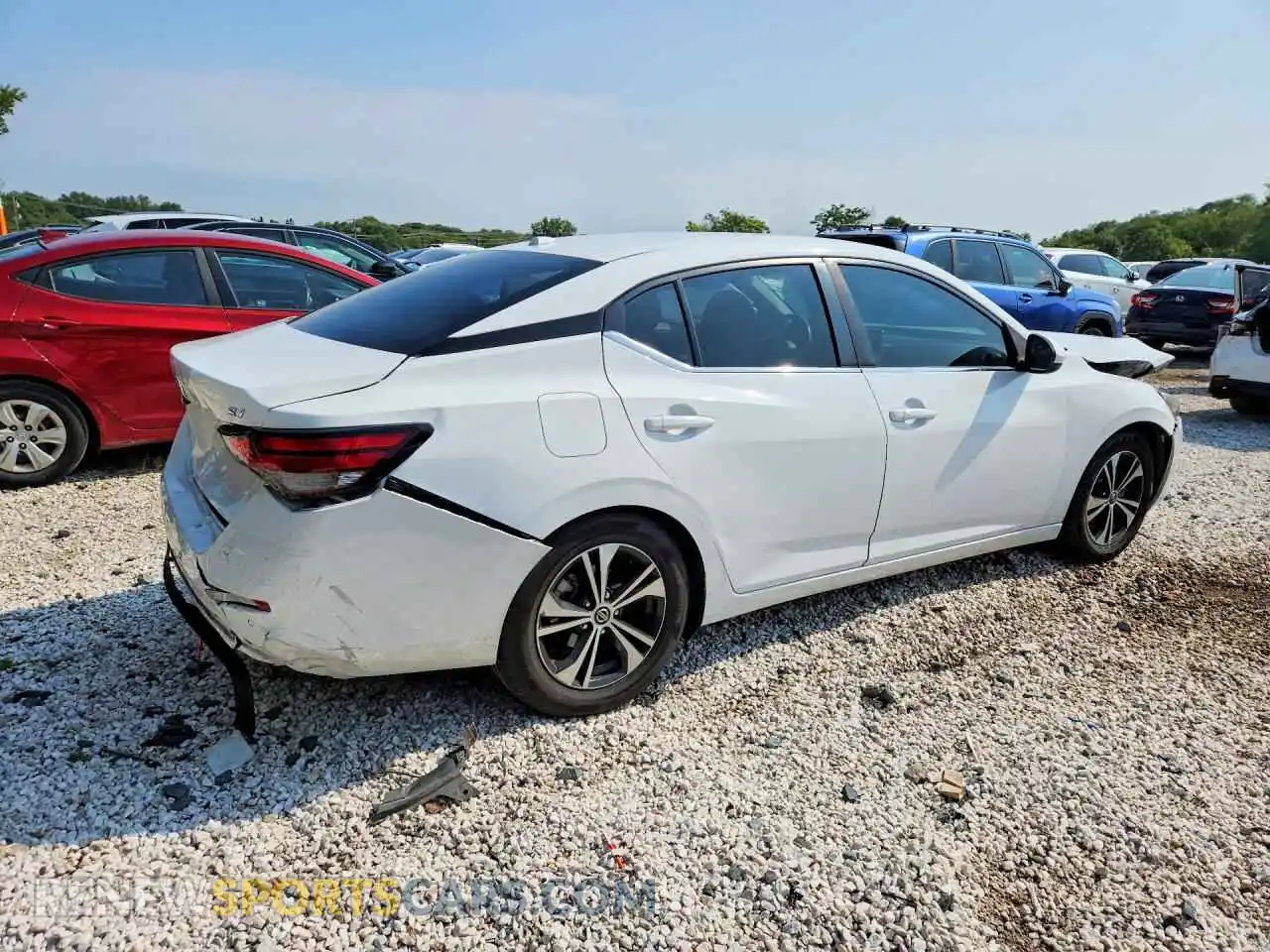 3 fotografías del automóvil dañado 3N1AB8CV2MY223501 NISSAN SENTRA 2021