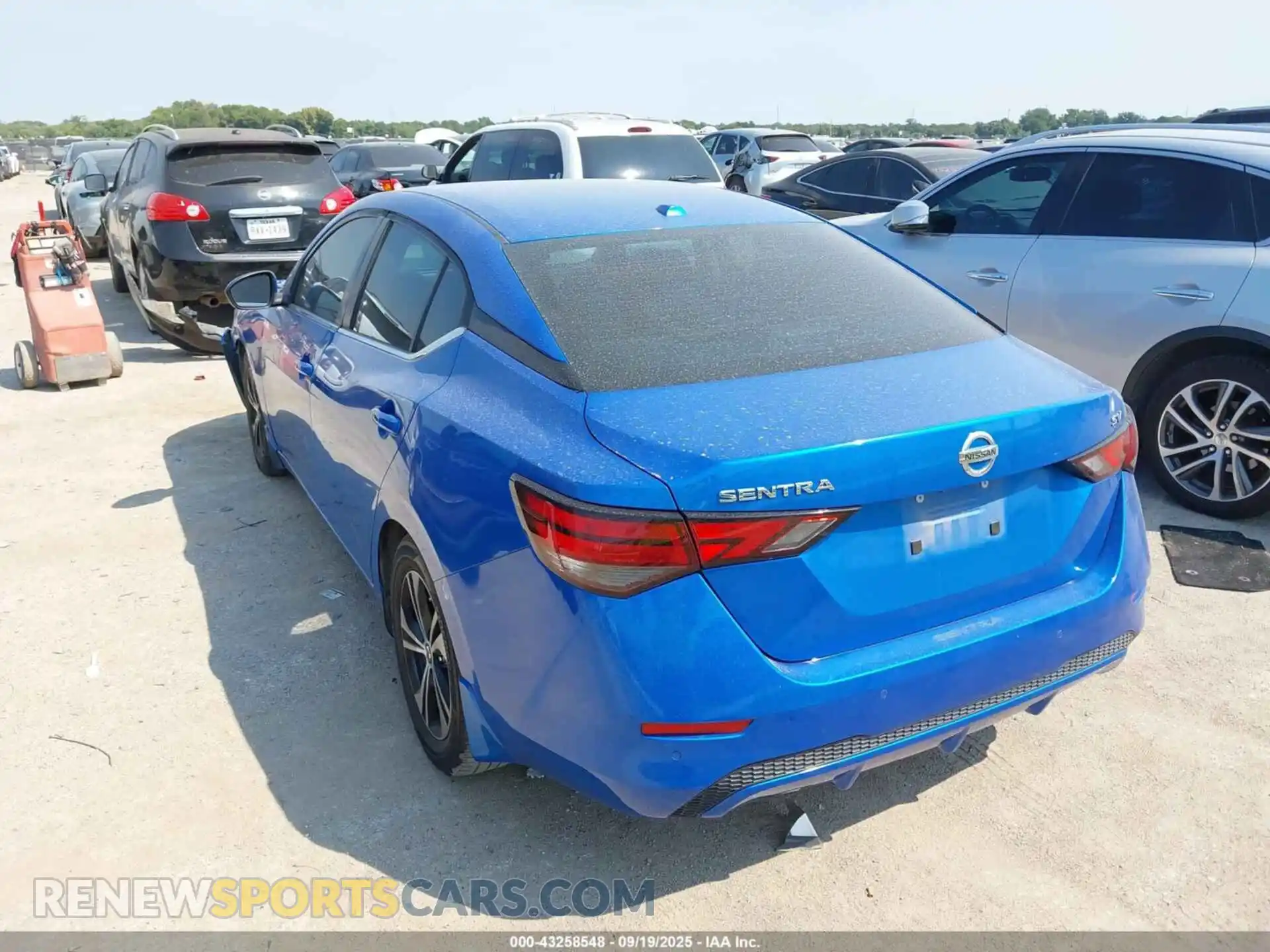 3 fotografías del automóvil dañado 3N1AB8CV8MY241484 NISSAN SENTRA 2021