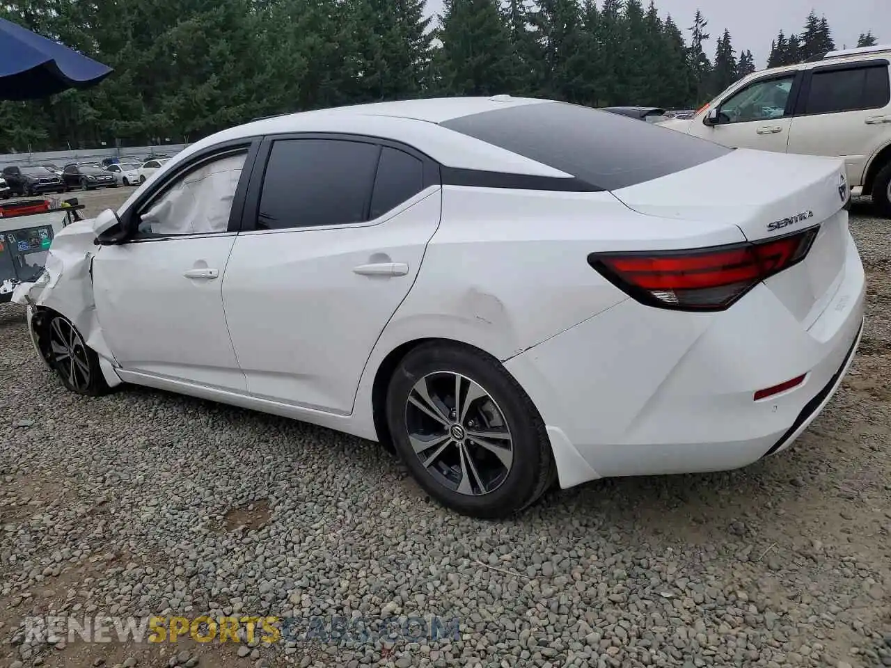 2 fotografías del automóvil dañado 3N1AB8CVXMY202072 NISSAN SENTRA 2021