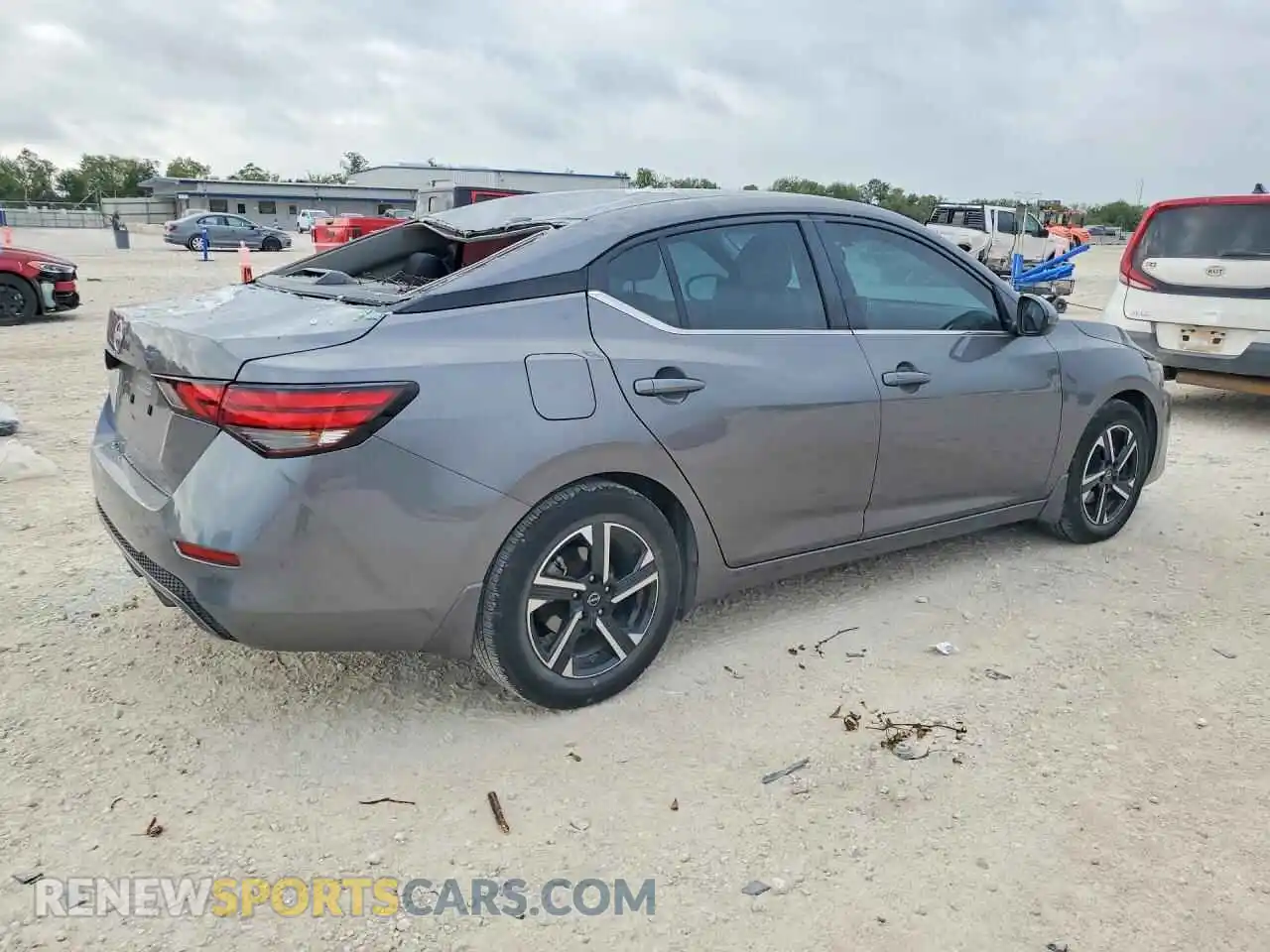 3 fotografías del automóvil dañado 3N1AB8CV0SY416839 NISSAN SENTRA 2025