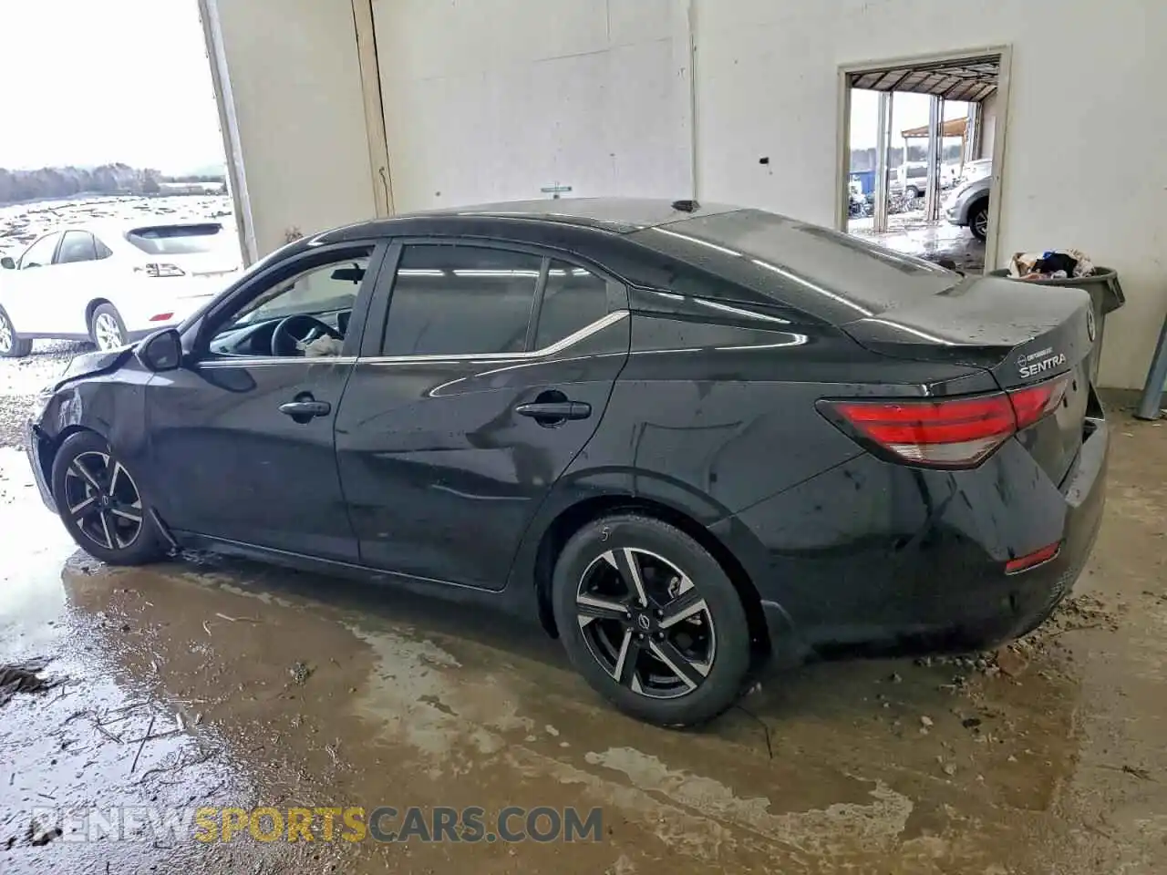 2 fotografías del automóvil dañado 3N1AB8CV3SY246573 NISSAN SENTRA 2025