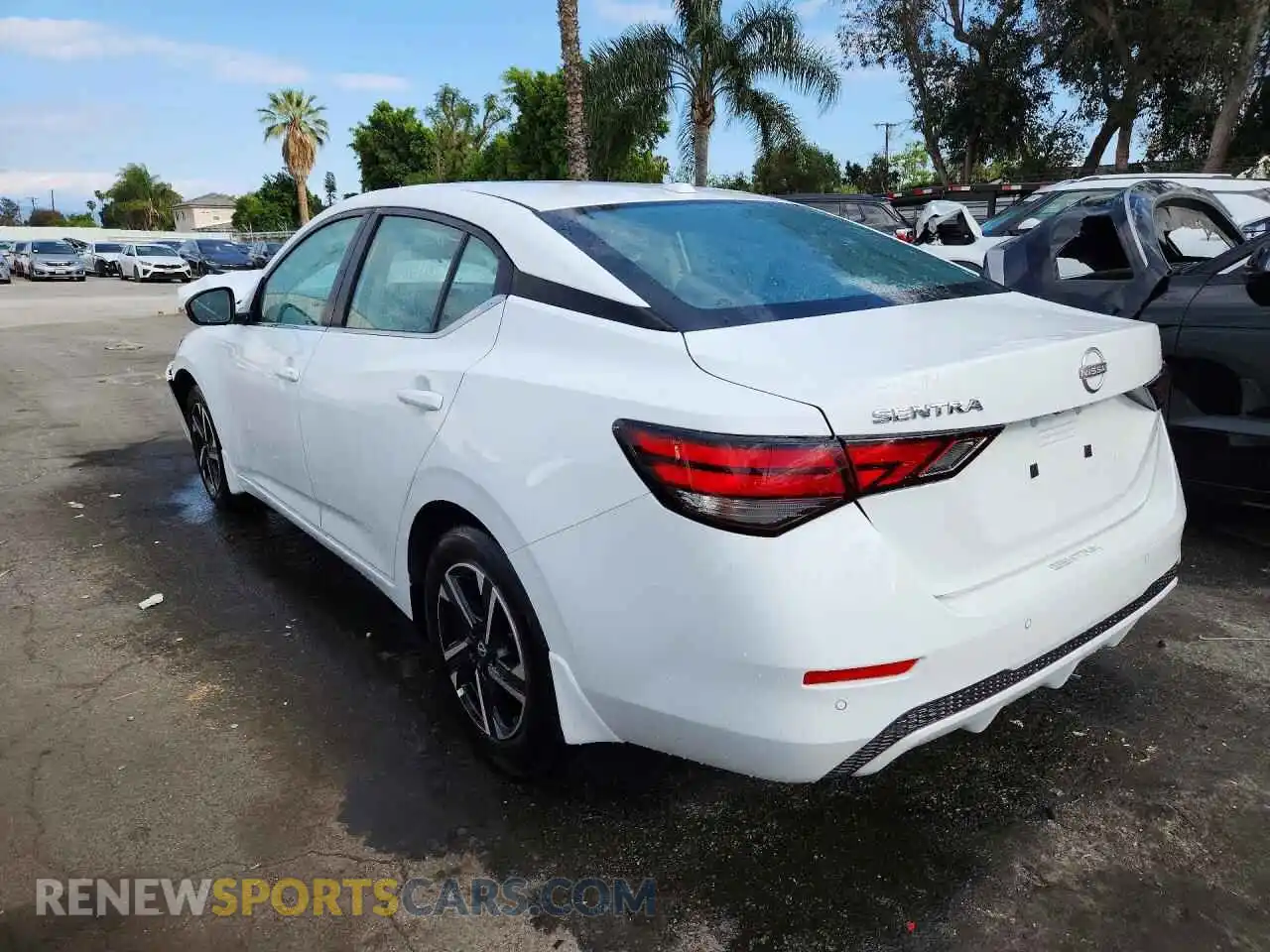 2 fotografías del automóvil dañado 3N1AB8CV4SY419520 NISSAN SENTRA 2025