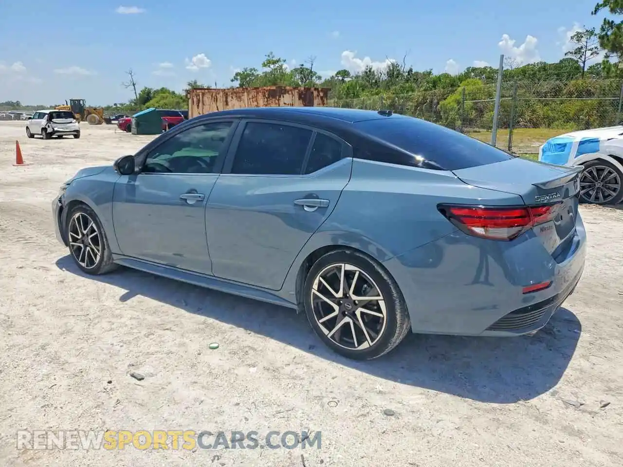 2 fotografías del automóvil dañado 3N1AB8DV0SY245895 NISSAN SENTRA 2025