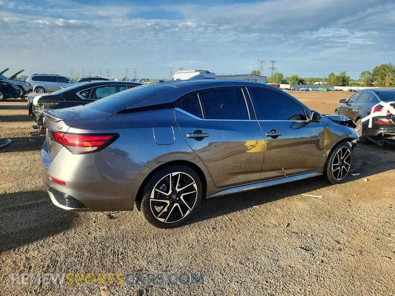 3 fotografías del automóvil dañado 3N1AB8DV8SY410804 NISSAN SENTRA 2025