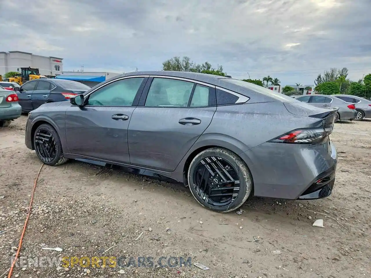 2 fotografías del automóvil dañado 3N1AB9DV9TY299543 NISSAN SENTRA 2026