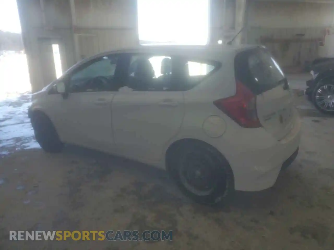 2 Photograph of a damaged car 3N1CE2CP0KL366648 NISSAN VERSA 2019