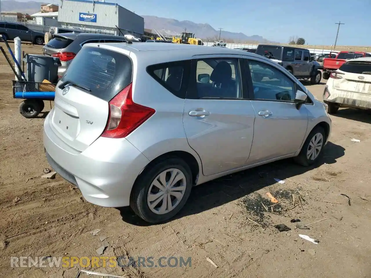 3 Photograph of a damaged car 3N1CE2CP3KL363288 NISSAN VERSA 2019
