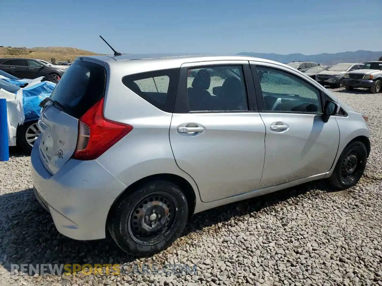 3 Photograph of a damaged car 3N1CE2CP4KL359962 NISSAN VERSA 2019