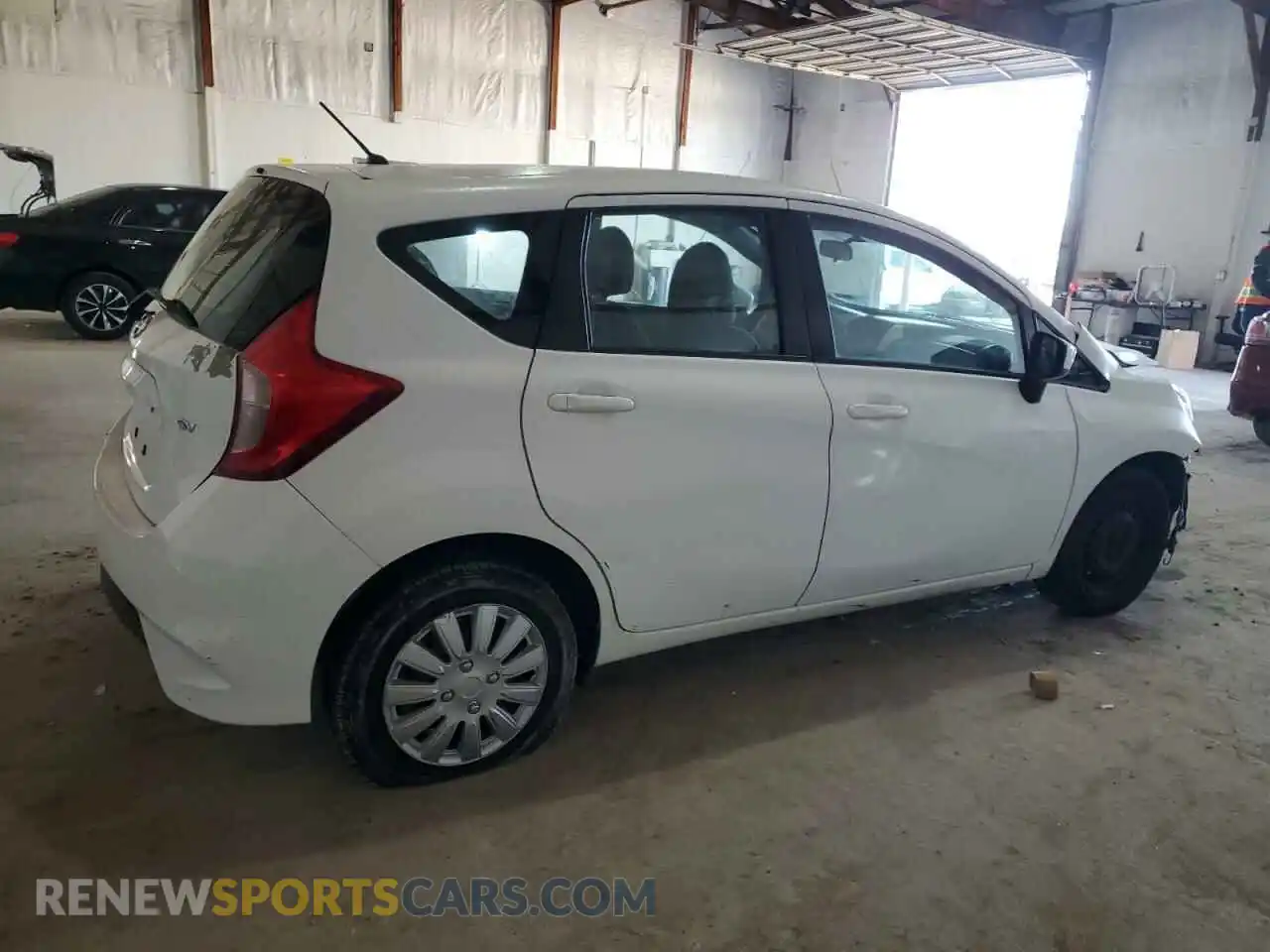 3 Photograph of a damaged car 3N1CE2CP5KL366547 NISSAN VERSA 2019