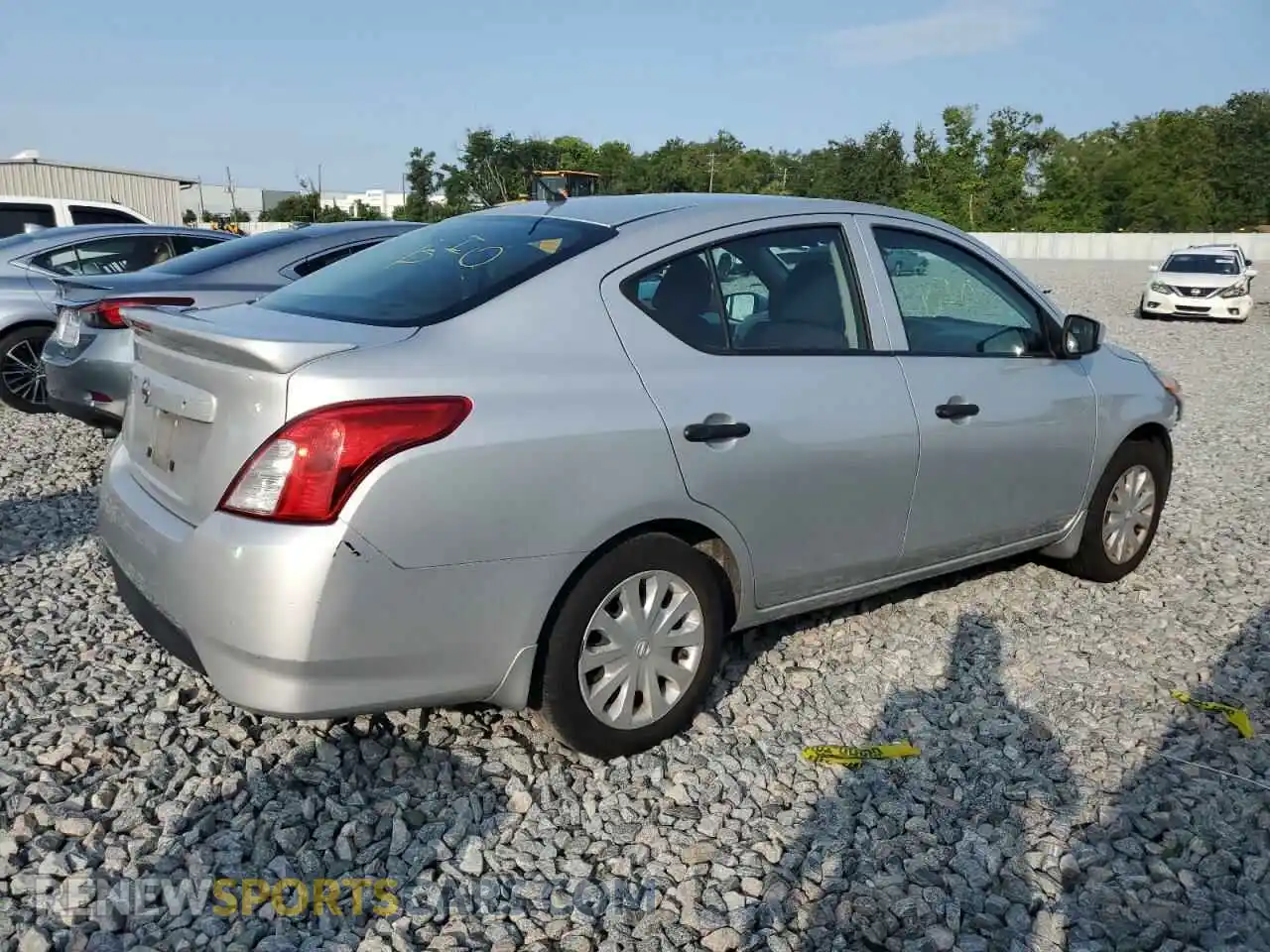 3 Photograph of a damaged car 3N1CN7AP2KL829888 NISSAN VERSA 2019