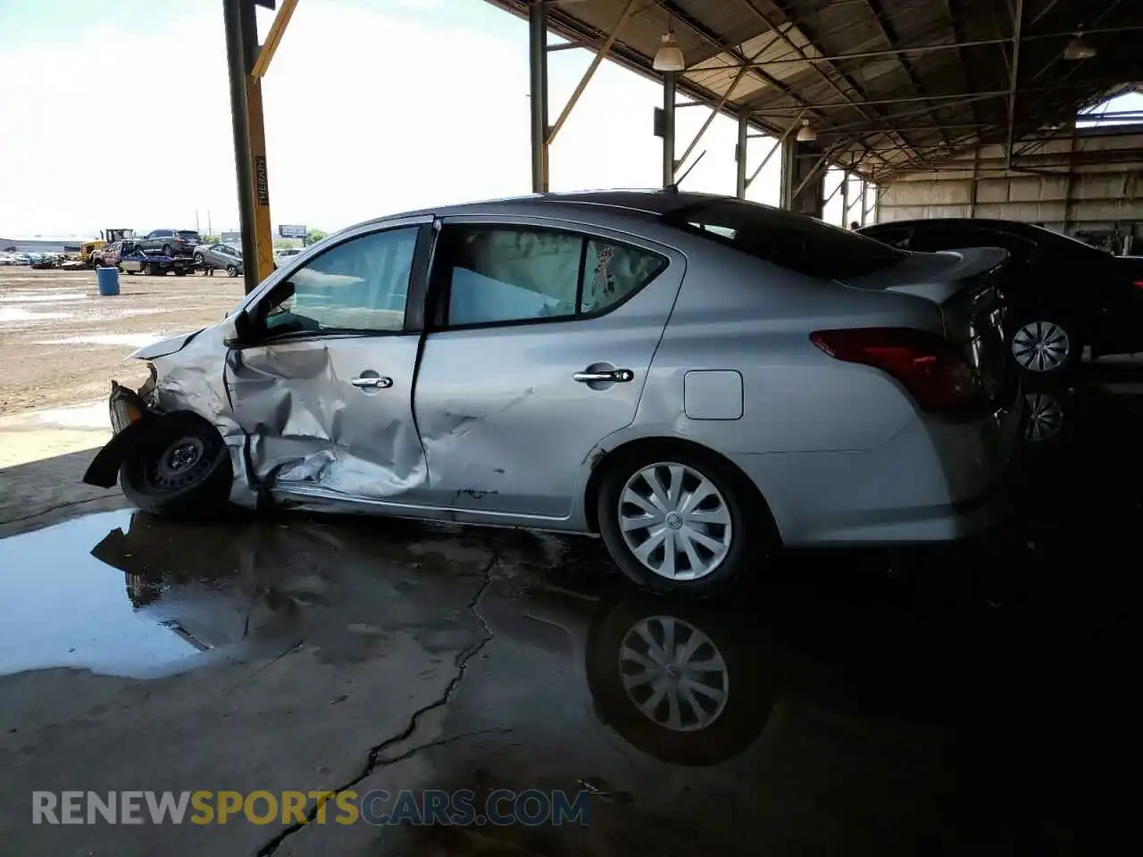 2 Фотография поврежденного автомобиля 3N1CN7AP2KL861045 NISSAN VERSA 2019