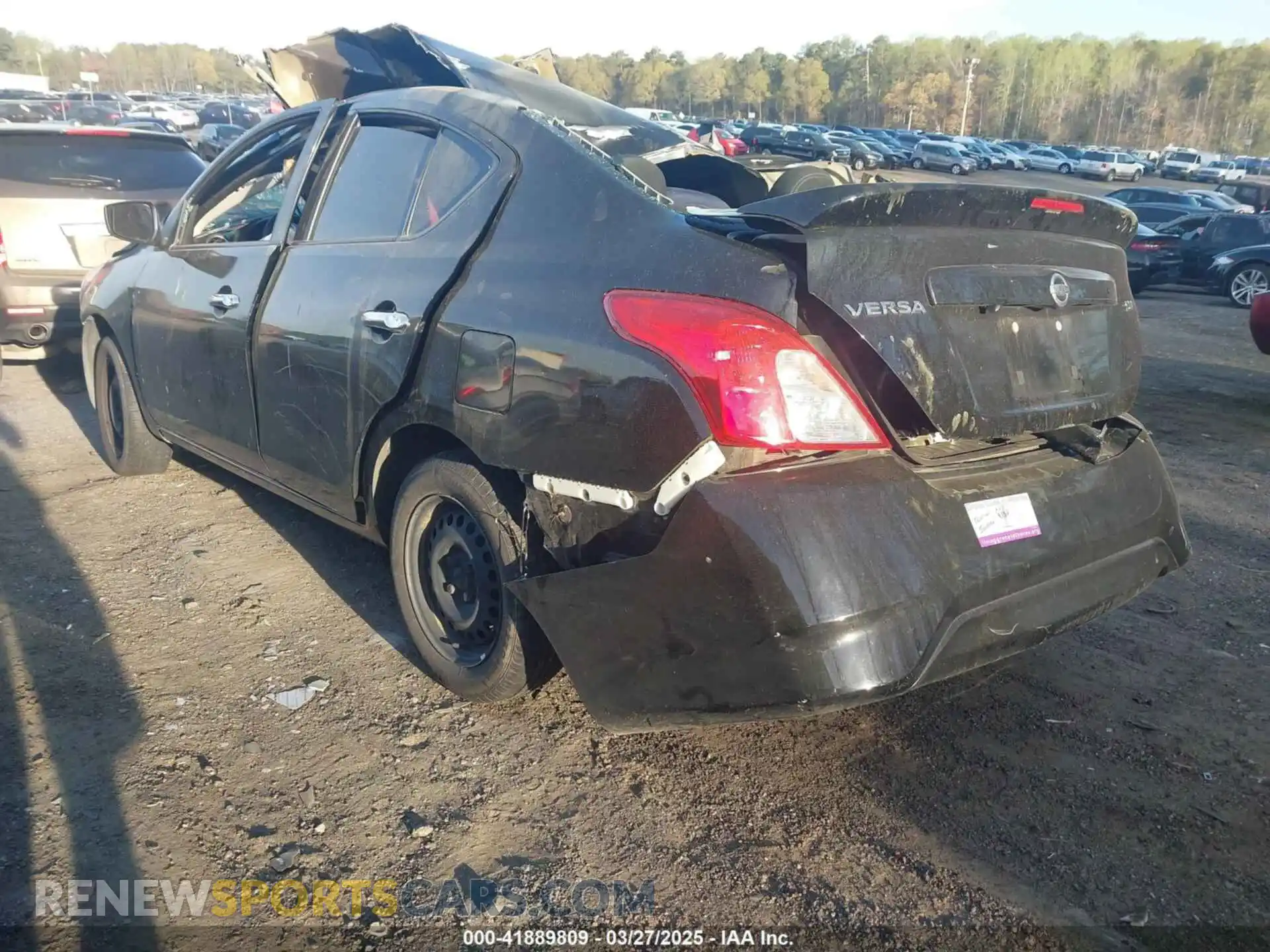 3 Photograph of a damaged car 3N1CN7AP4KL843677 NISSAN VERSA 2019