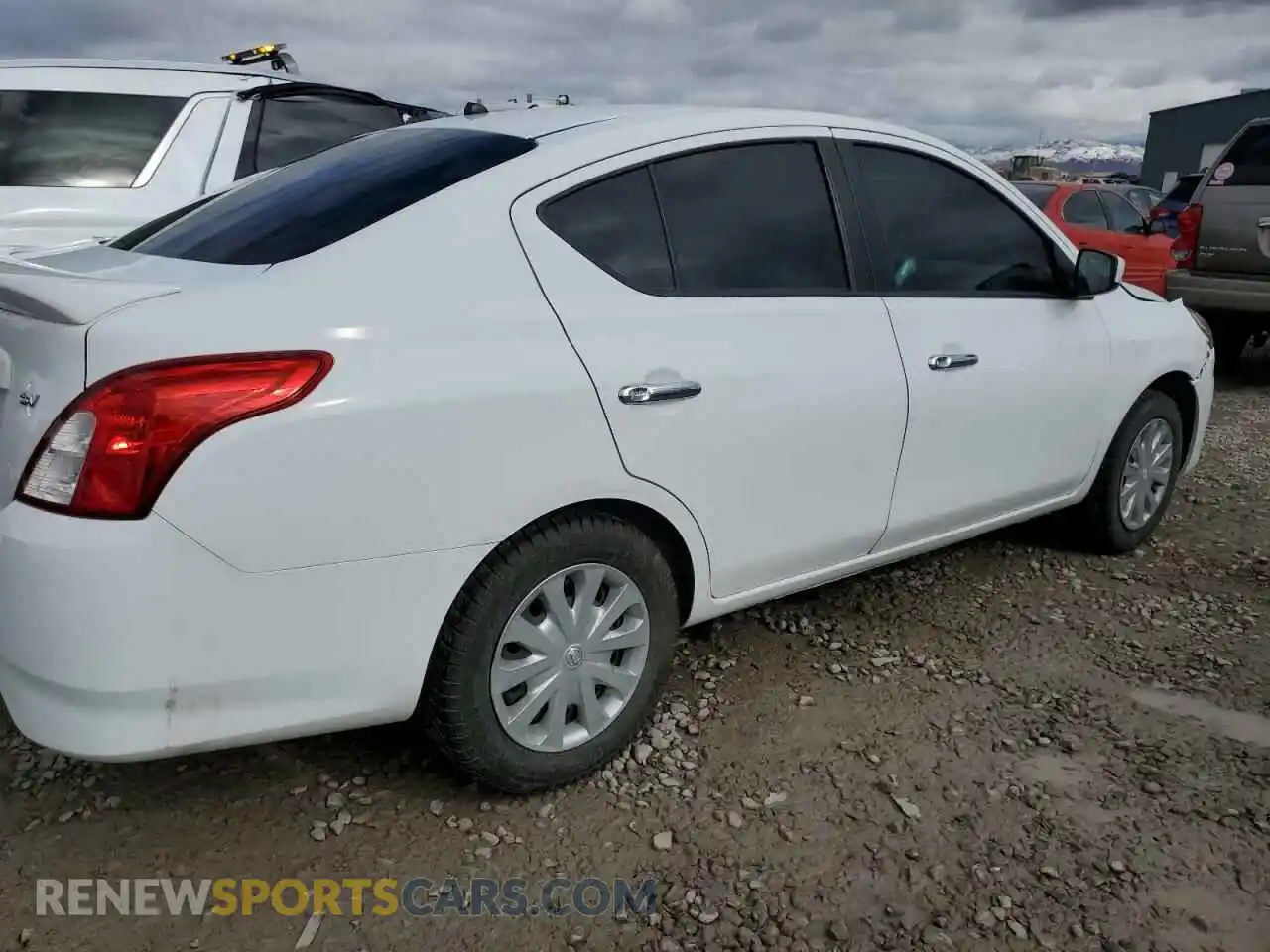 3 Photograph of a damaged car 3N1CN7AP5KL862335 NISSAN VERSA 2019