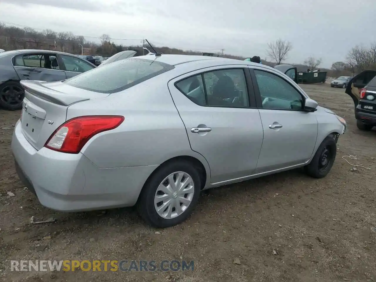 3 fotografías del automóvil dañado 3N1CN7AP5KL871908 NISSAN VERSA 2019