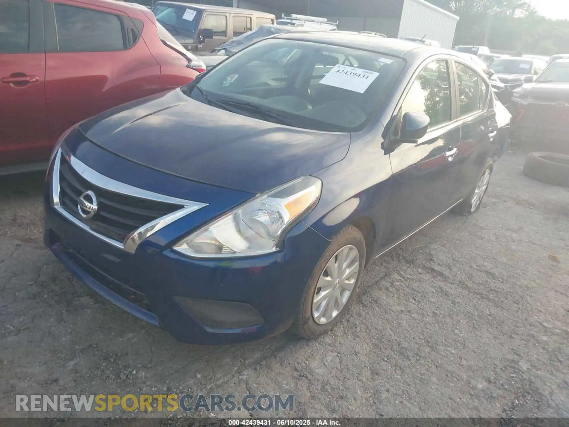 2 Фотография поврежденного автомобиля 3N1CN7AP5KL879801 NISSAN VERSA 2019