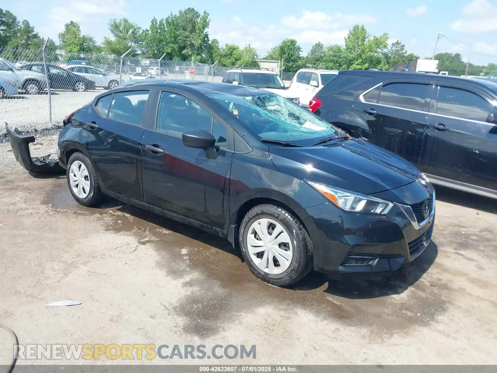 1 Photograph of a damaged car 3N1CN8BV4ML917525 NISSAN VERSA 2021