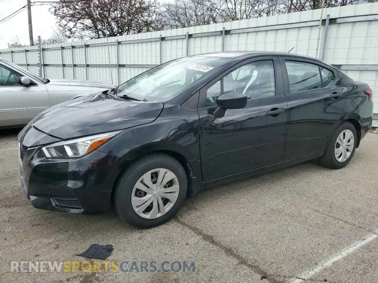 1 Photograph of a damaged car 3N1CN8BV8ML813734 NISSAN VERSA 2021