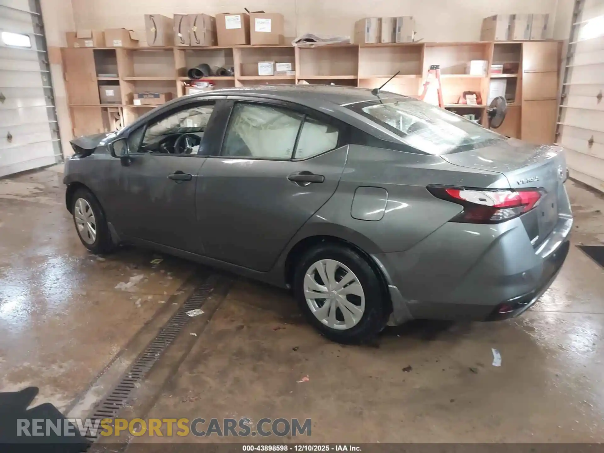 3 Photograph of a damaged car 3N1CN8DV1ML897443 NISSAN VERSA 2021