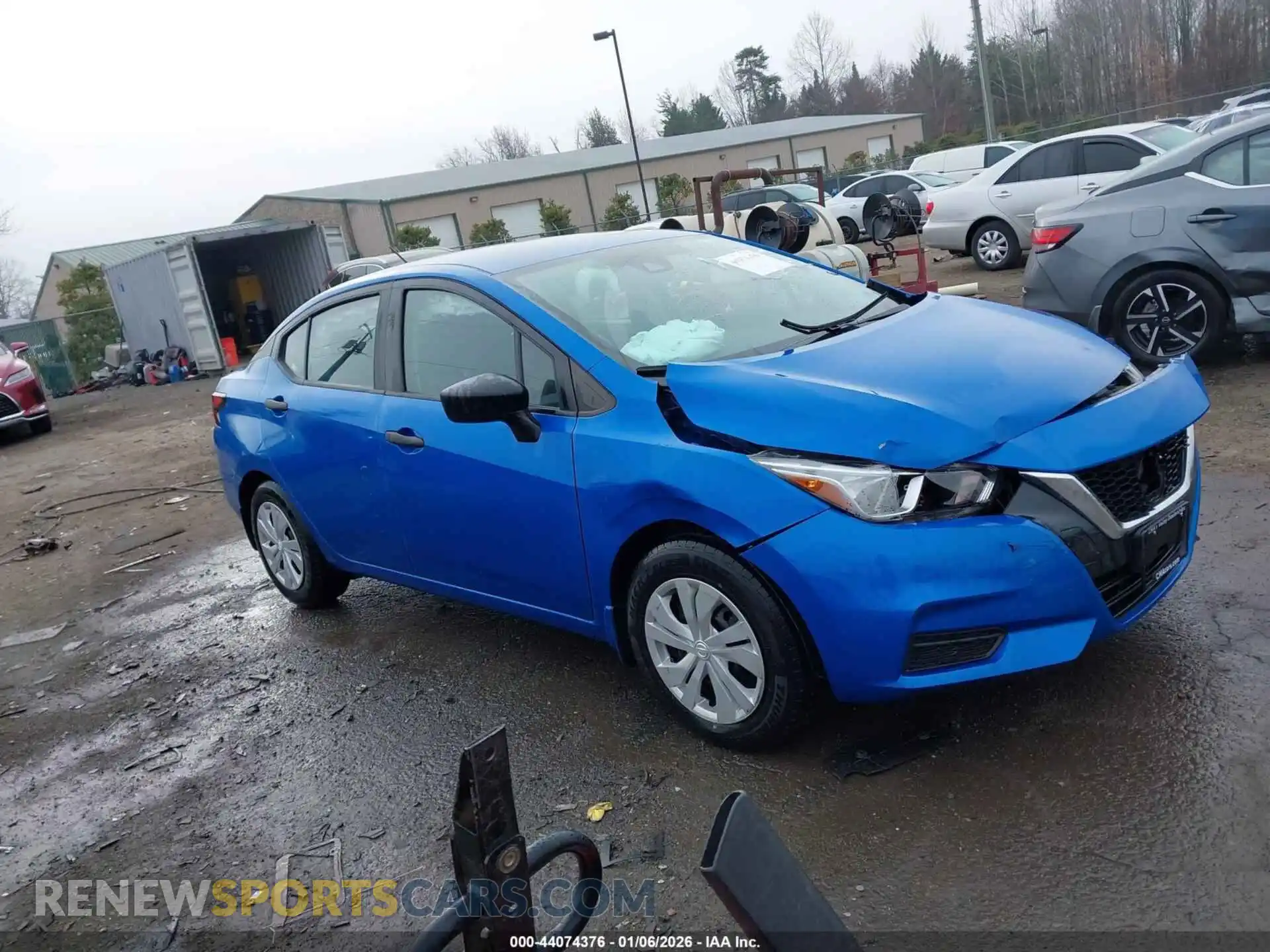 1 Photograph of a damaged car 3N1CN8DV2ML881847 NISSAN VERSA 2021