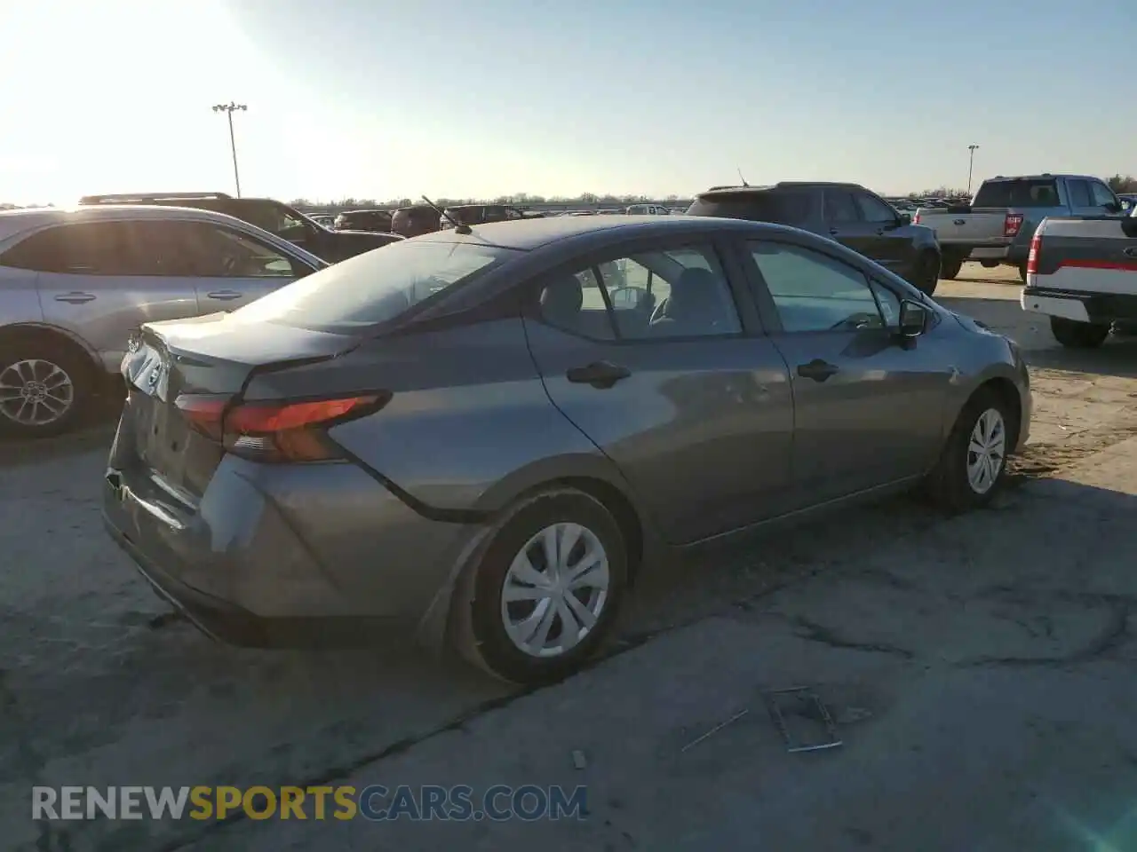 3 Photograph of a damaged car 3N1CN8DV4ML815123 NISSAN VERSA 2021