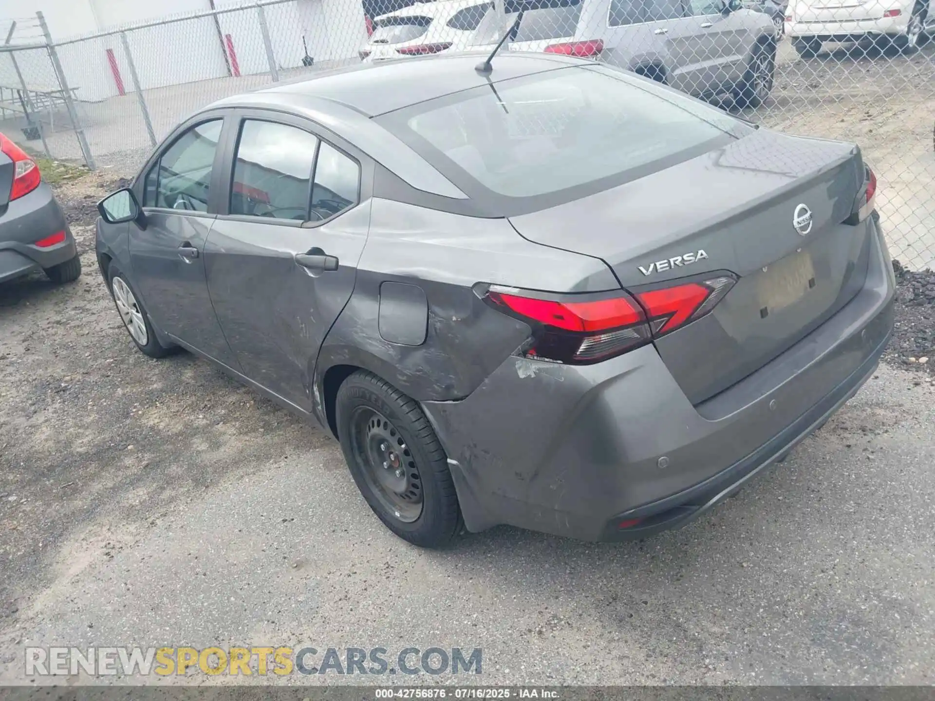 3 Фотография поврежденного автомобиля 3N1CN8DV4ML820953 NISSAN VERSA 2021