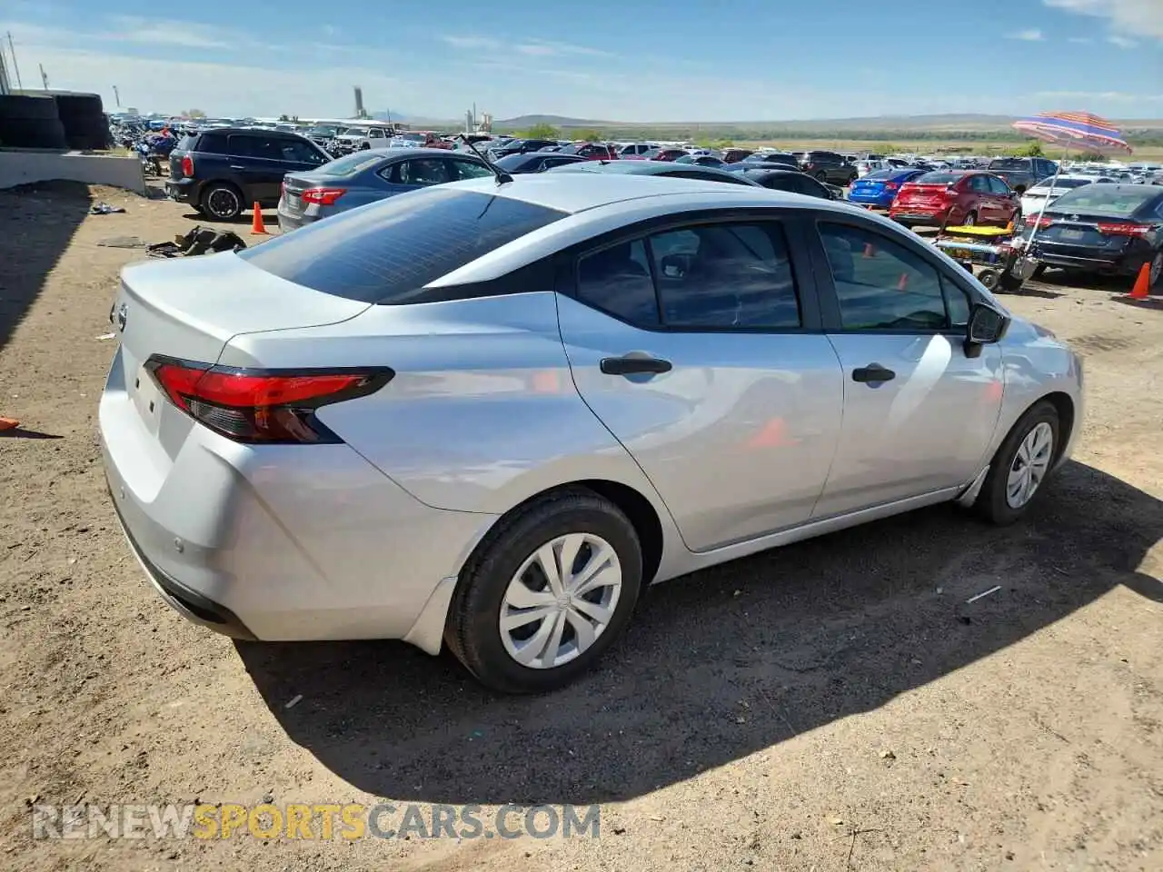 3 Photograph of a damaged car 3N1CN8DV6ML895394 NISSAN VERSA 2021