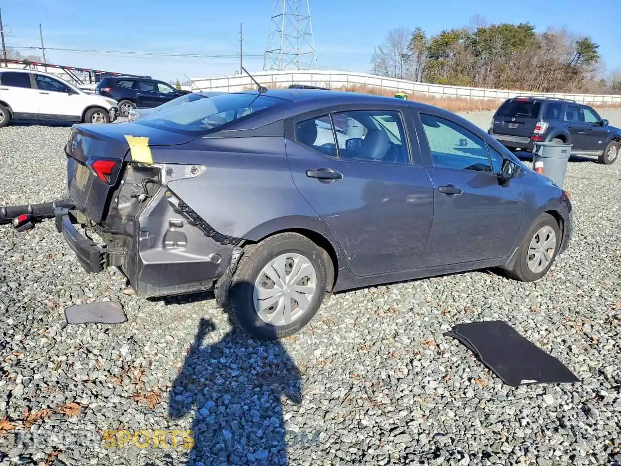 3 Photograph of a damaged car 3N1CN8DV8ML812922 NISSAN VERSA 2021