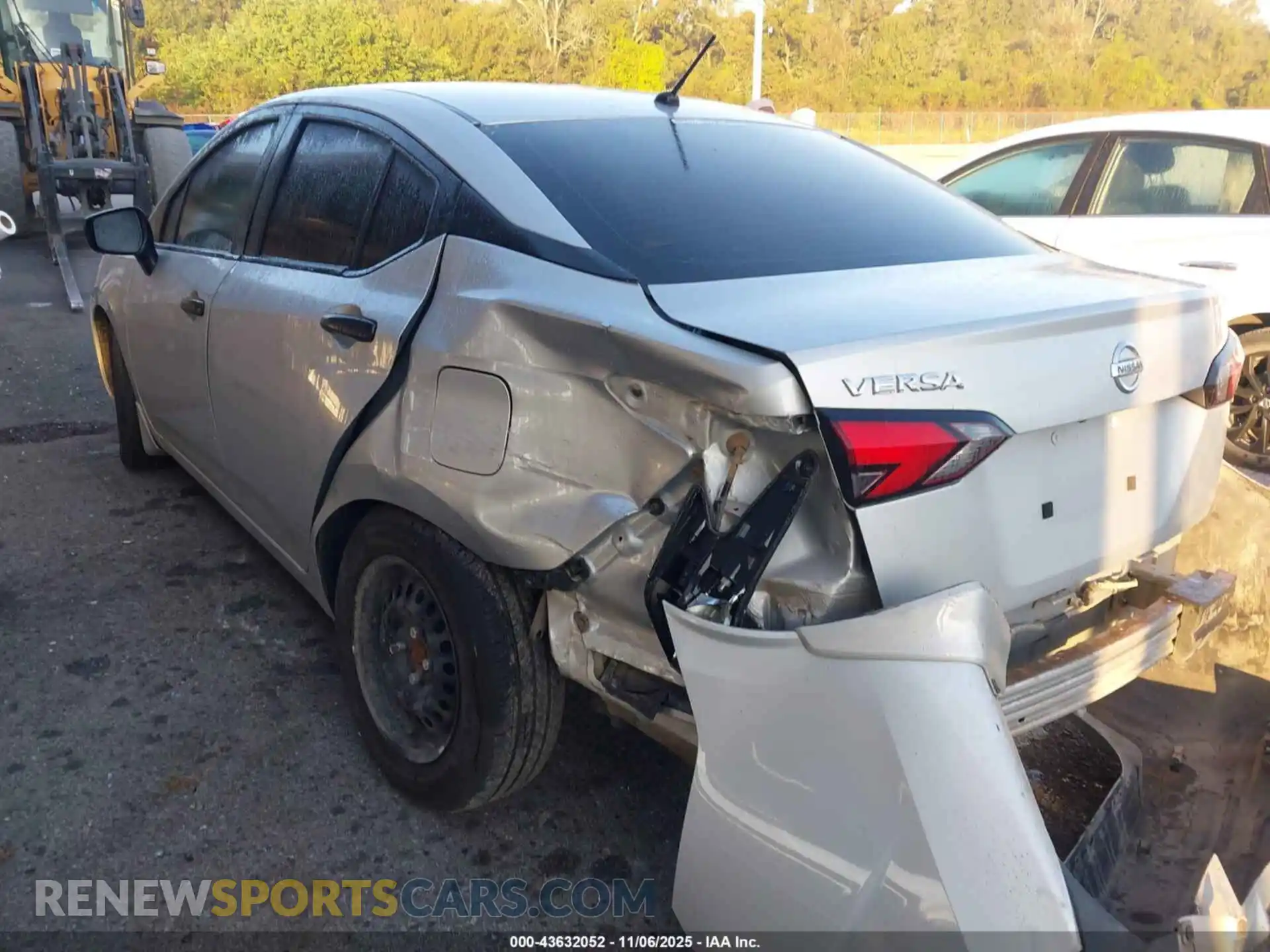 3 Photograph of a damaged car 3N1CN8DV8ML859304 NISSAN VERSA 2021