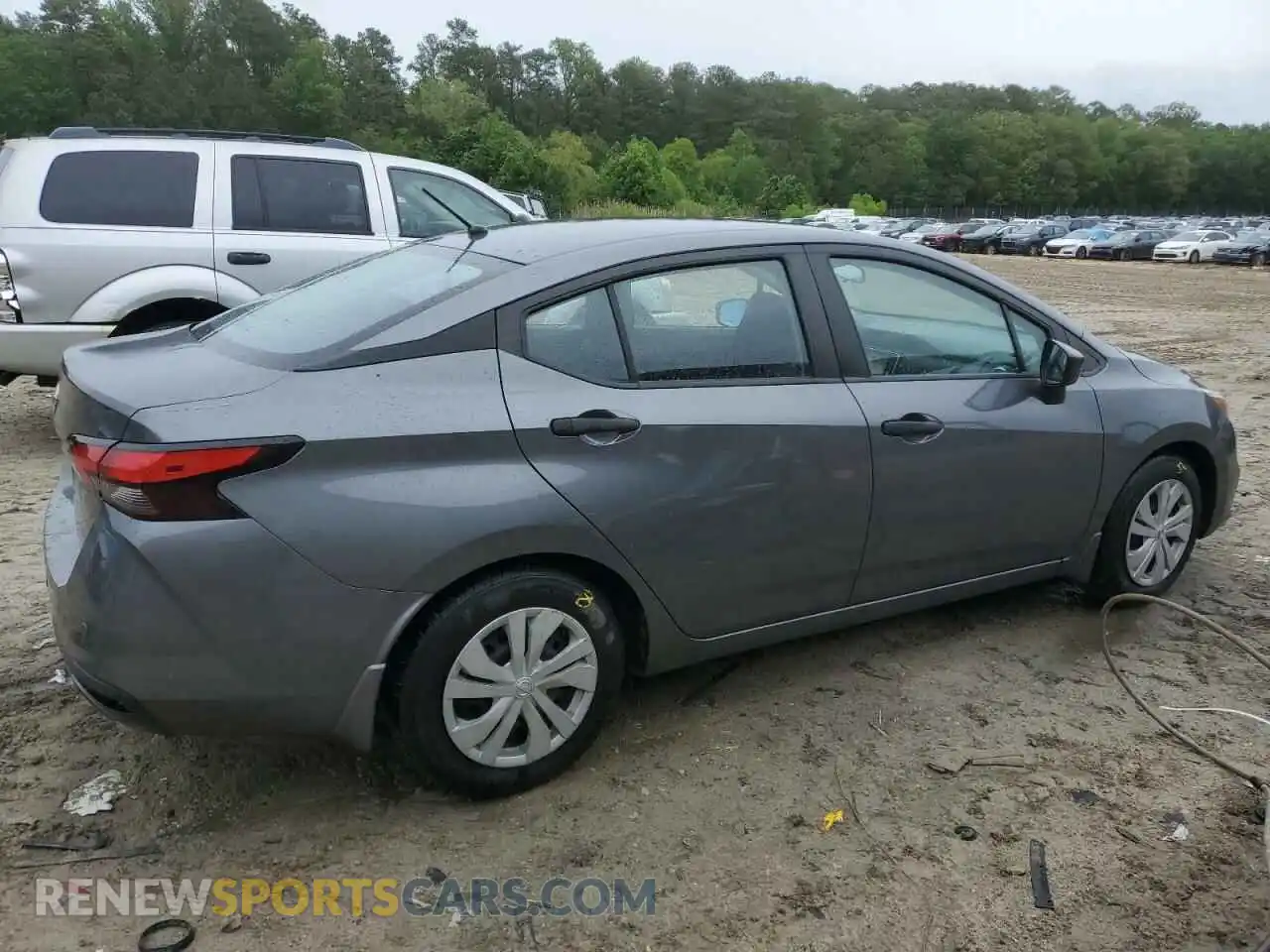 3 Photograph of a damaged car 3N1CN8DV9ML813299 NISSAN VERSA 2021