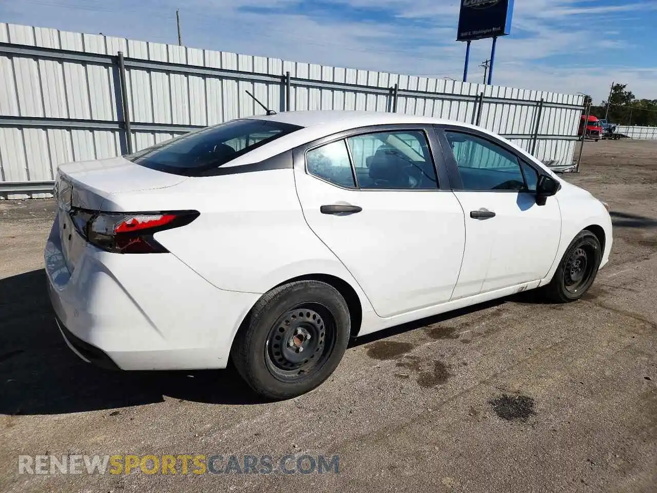 3 Photograph of a damaged car 3N1CN8DV9ML817708 NISSAN VERSA 2021