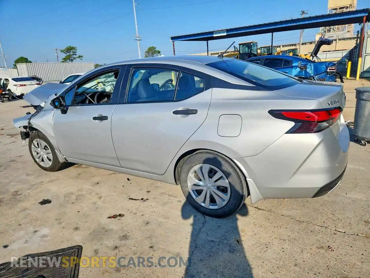 2 fotografías del automóvil dañado 3N1CN8DV9ML907778 NISSAN VERSA 2021