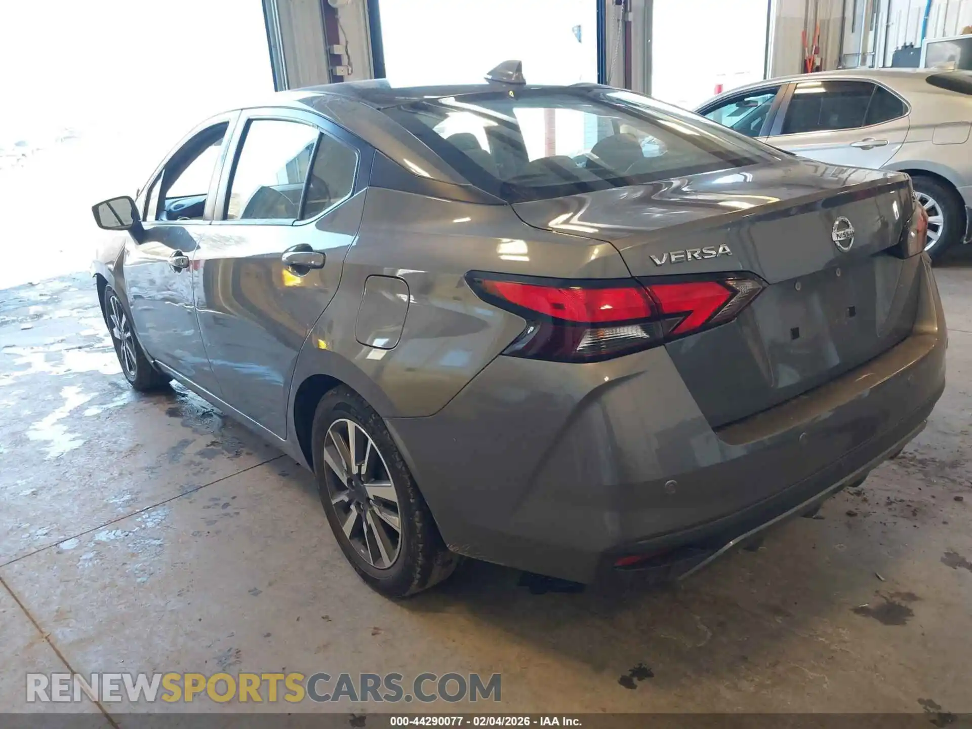 3 Photograph of a damaged car 3N1CN8EV0ML885894 NISSAN VERSA 2021
