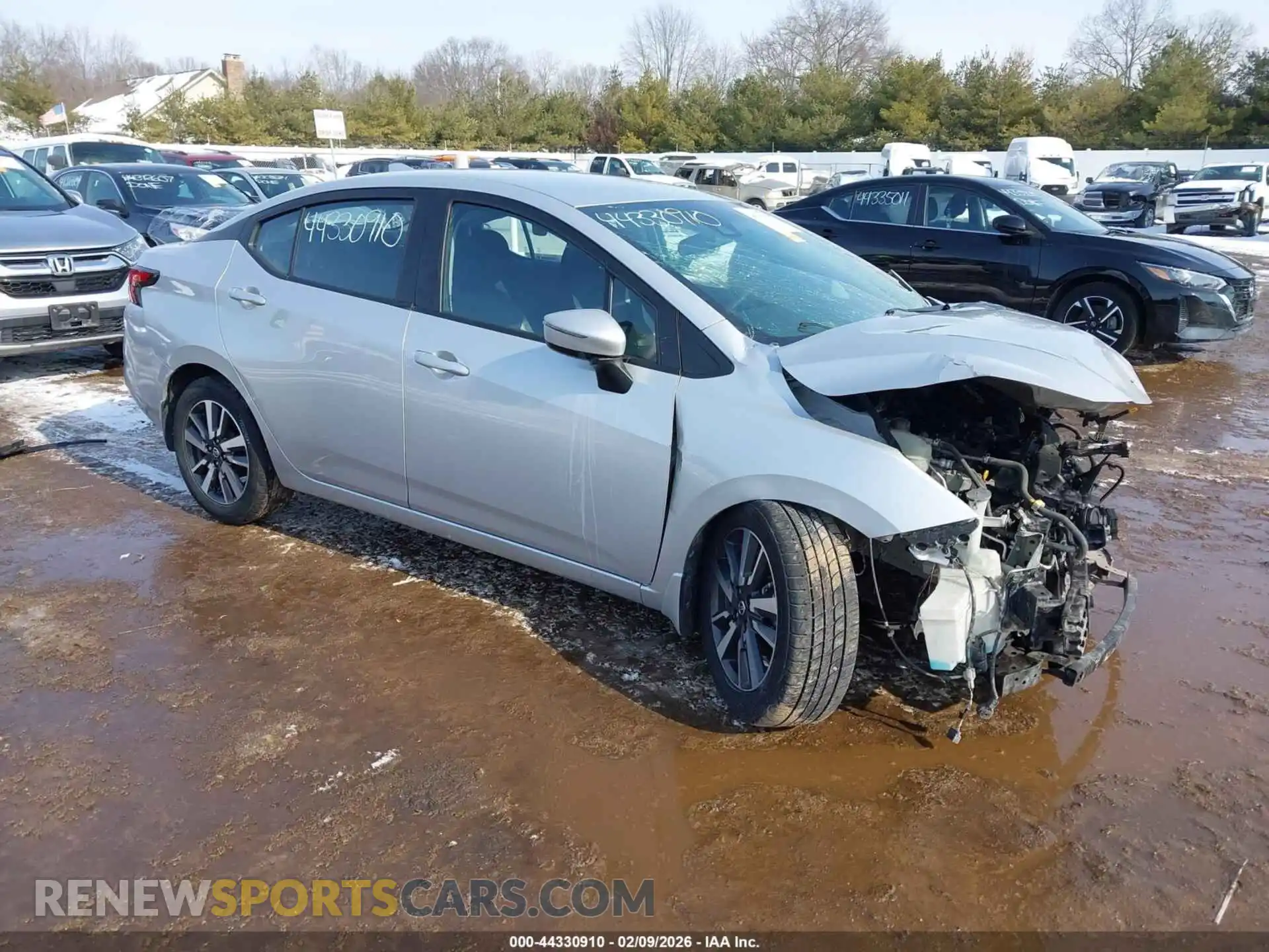 1 Photograph of a damaged car 3N1CN8EV1ML806975 NISSAN VERSA 2021