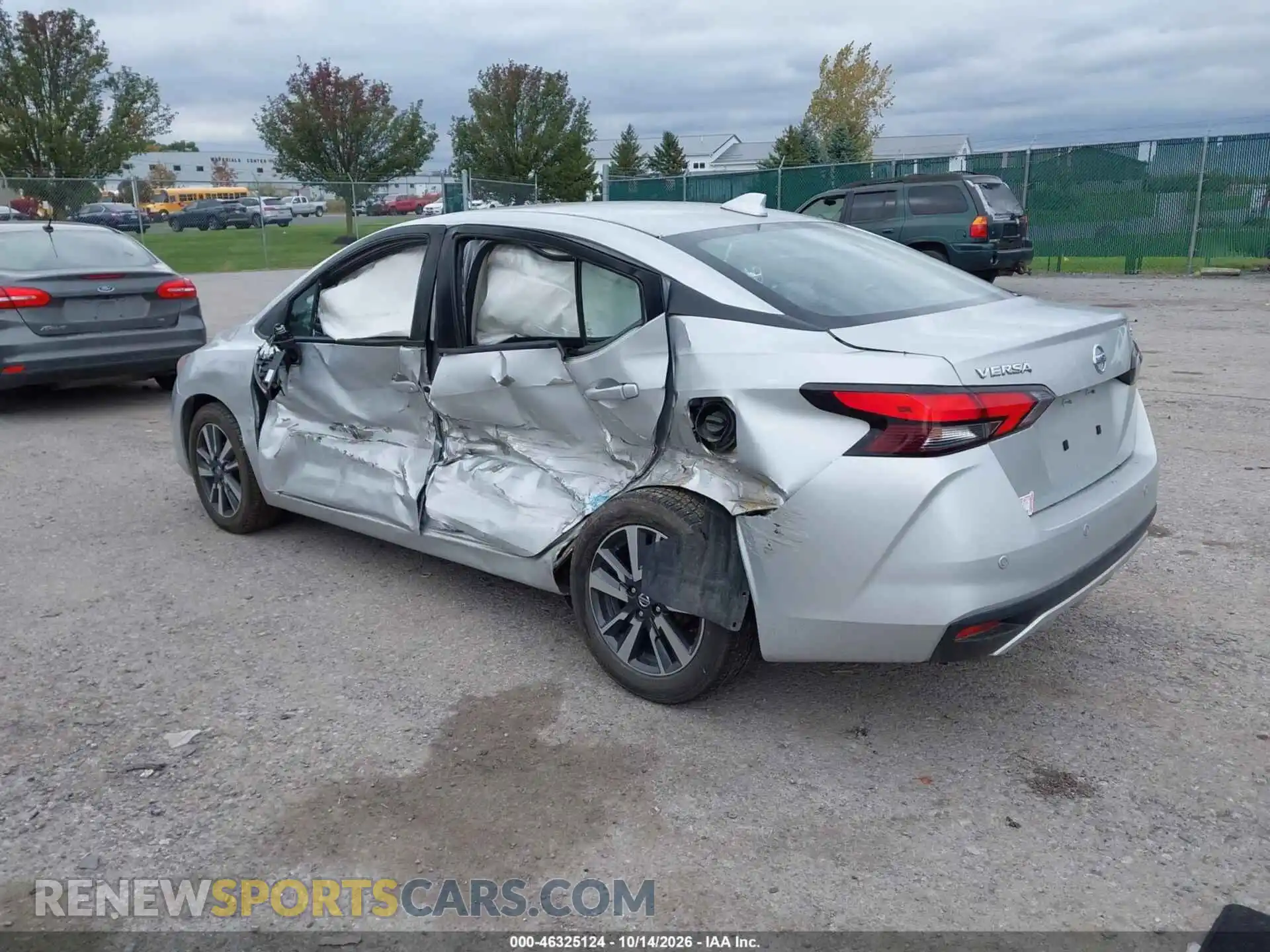 3 Photograph of a damaged car 3N1CN8EV1ML833965 NISSAN VERSA 2021