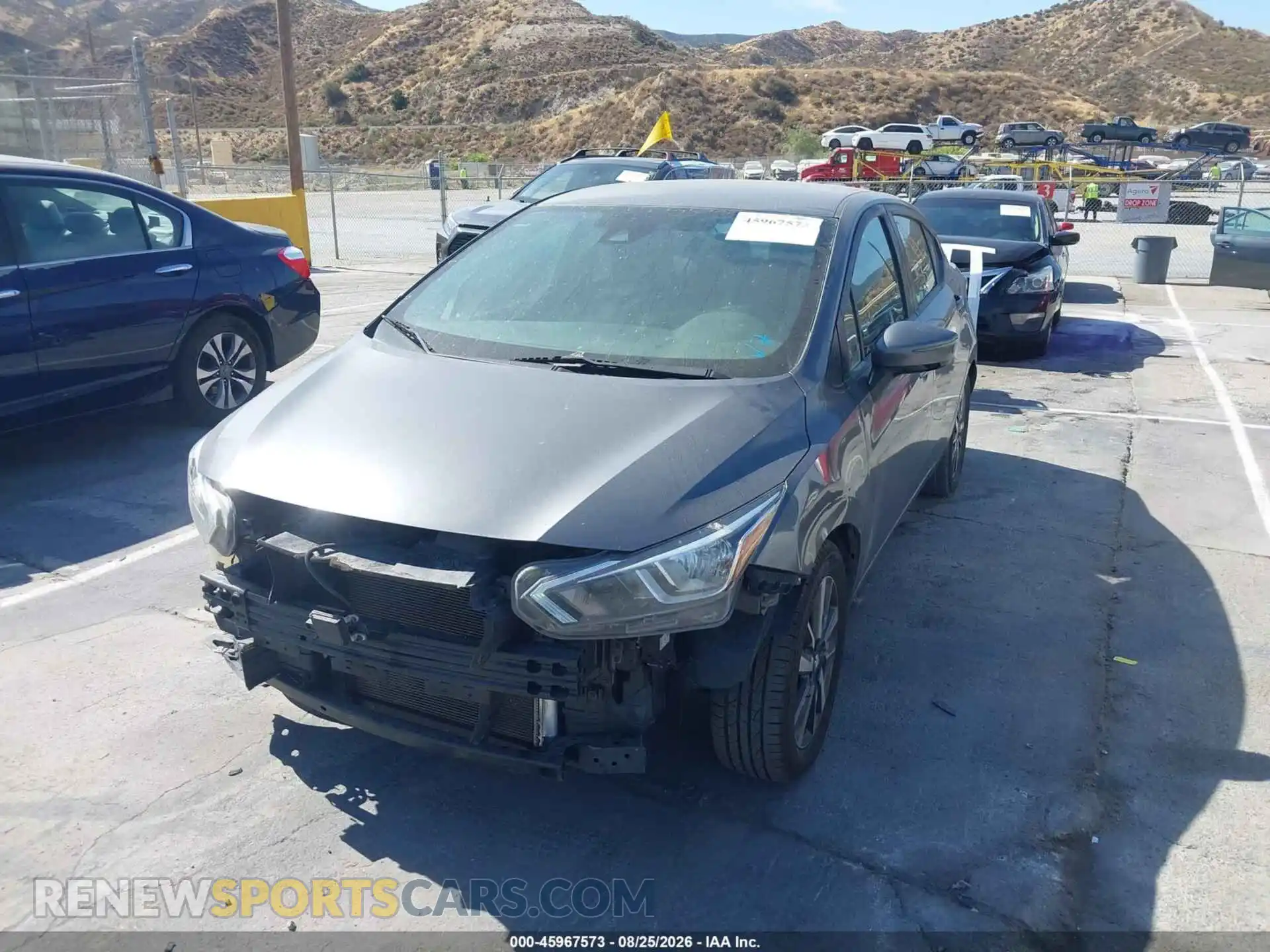 2 fotografías del automóvil dañado 3N1CN8EV1ML846926 NISSAN VERSA 2021