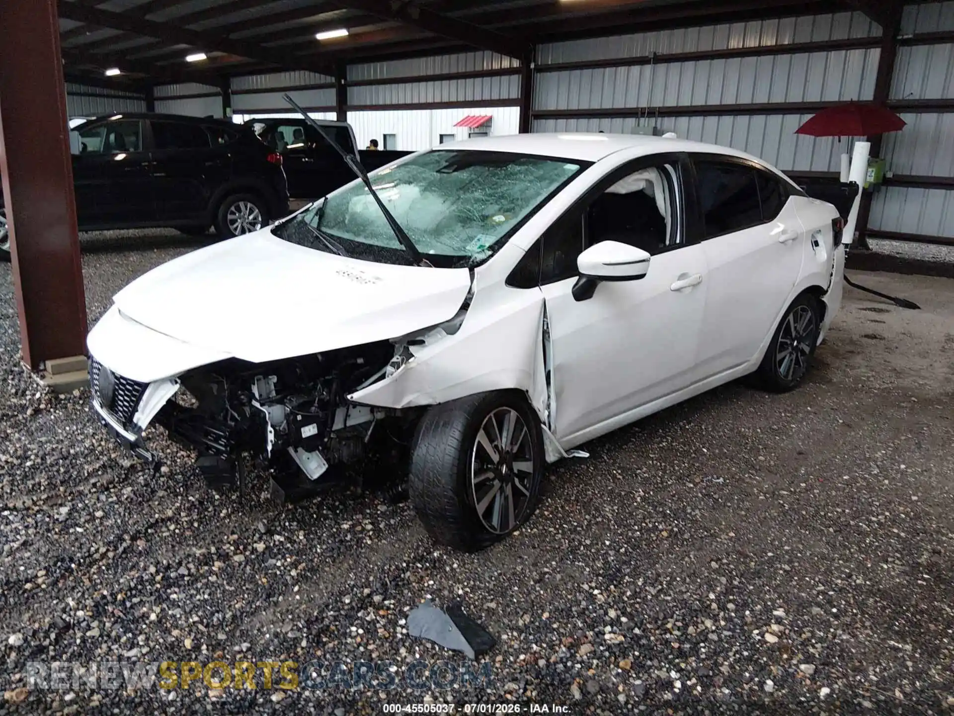 2 fotografías del automóvil dañado 3N1CN8EV1ML921317 NISSAN VERSA 2021