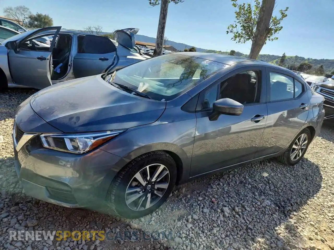 1 Photograph of a damaged car 3N1CN8EV2ML924016 NISSAN VERSA 2021