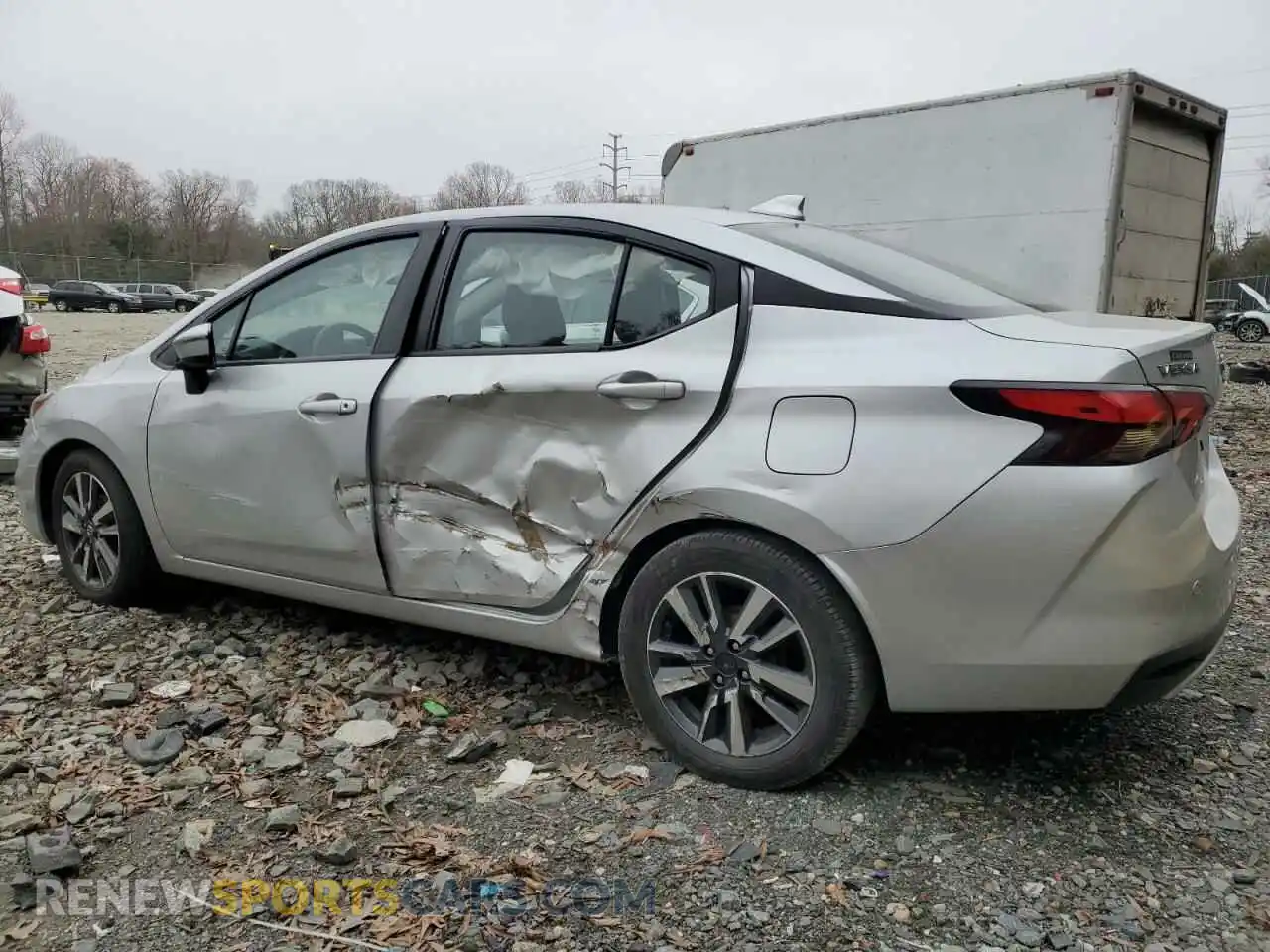 2 fotografías del automóvil dañado 3N1CN8EV3ML835829 NISSAN VERSA 2021