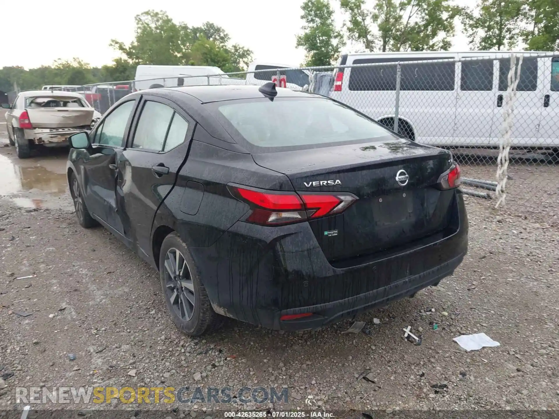 3 fotografías del automóvil dañado 3N1CN8EV3ML875053 NISSAN VERSA 2021