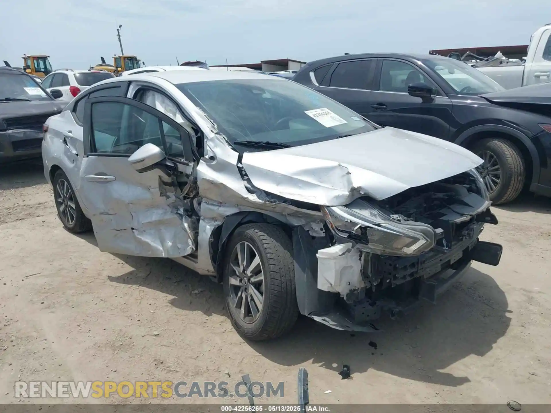 1 Photograph of a damaged car 3N1CN8EV4ML815301 NISSAN VERSA 2021